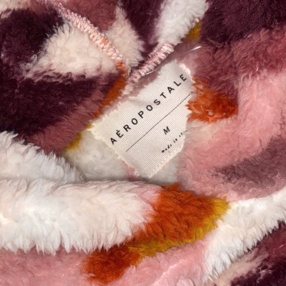 Like NEW Aeropostale cropped southwest plush hoodie - Picture 3 of 4